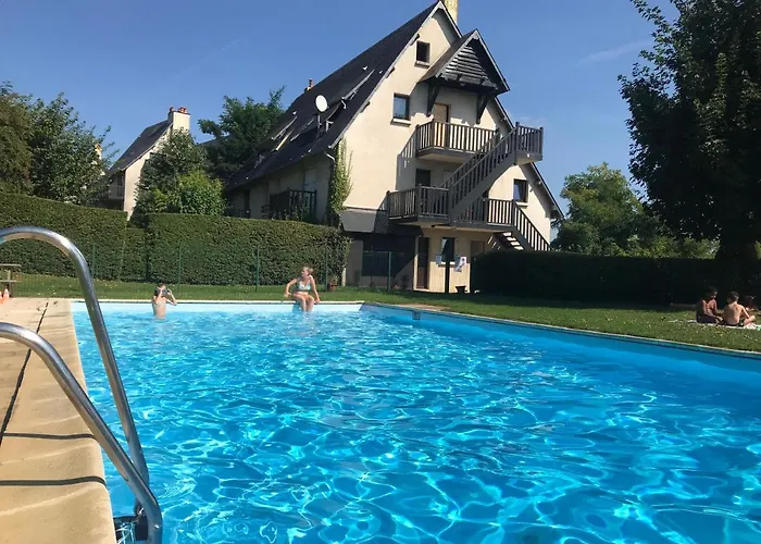 Residence Le Manoir Du Mont Canisy Piscine & Tennis