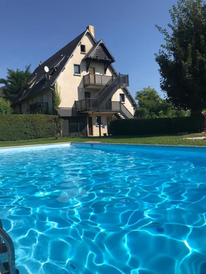 Apartment Le Manoir Du Mont Canisy Piscine & Tennis Deauville