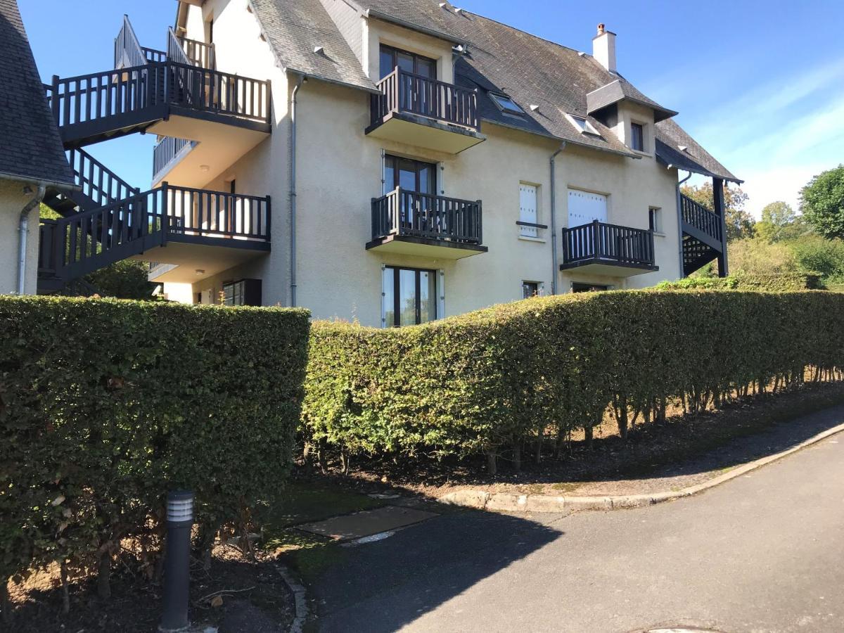 Le Manoir Du Mont Canisy Piscine & Tennis Apartment *